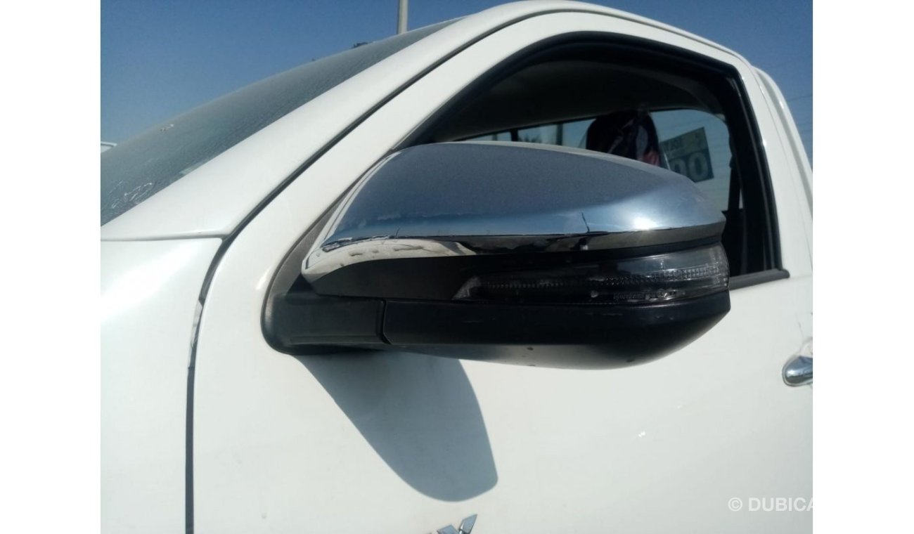 Toyota Hilux Pick up 2.4L Diesel 4X2 RWD ,,, M/T Single Cabin