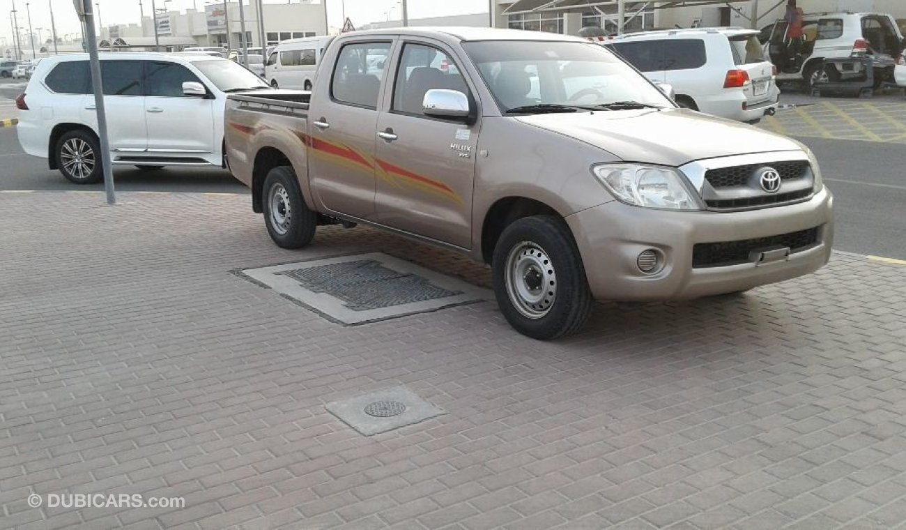 Toyota Hilux GCC NO PAIN NO ACCIDENT PERFECT