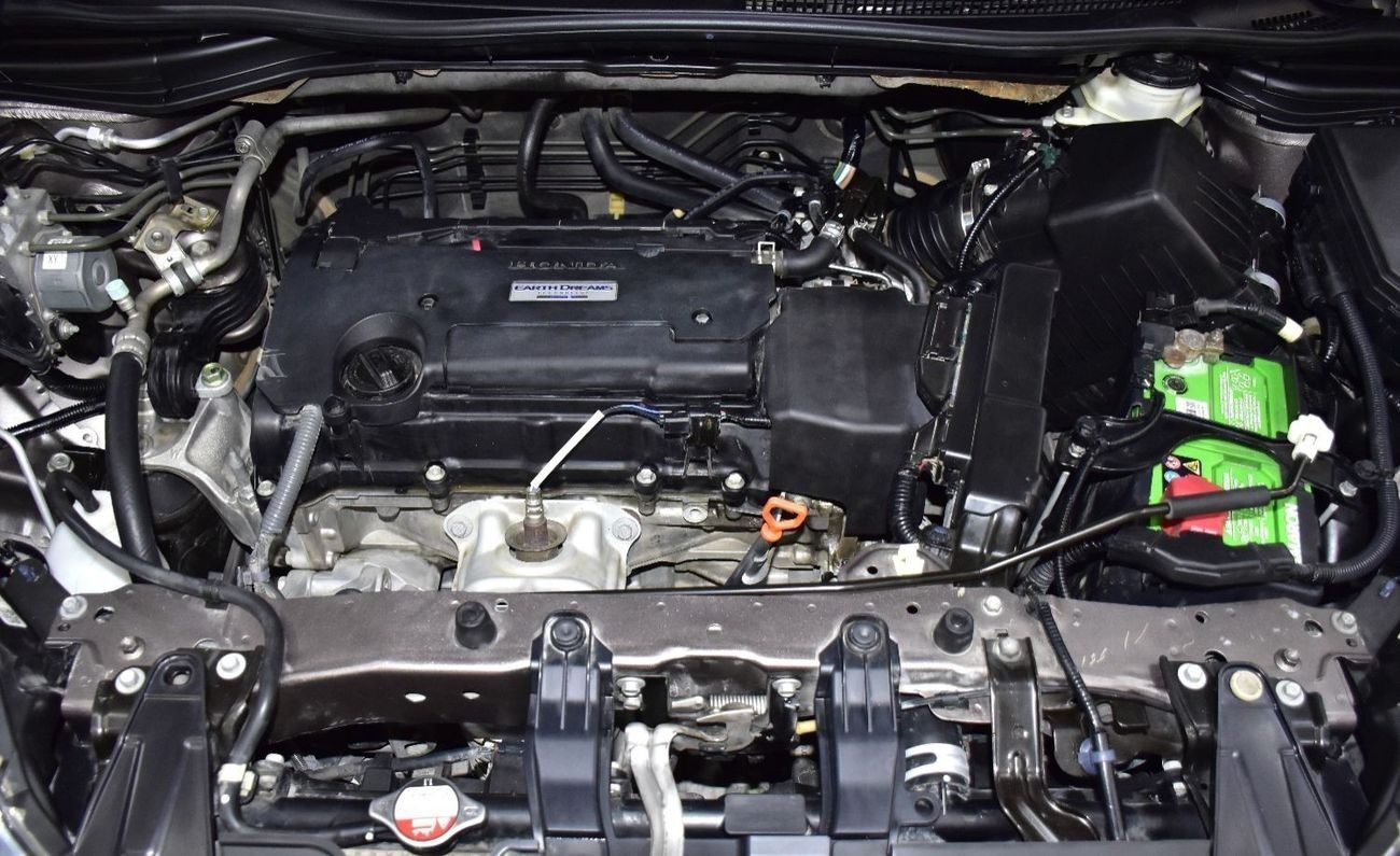 هوندا سي آر في EXCELLENT DEAL for our Honda CR-V ( 2016 Model ) in Brown Color GCC Specs