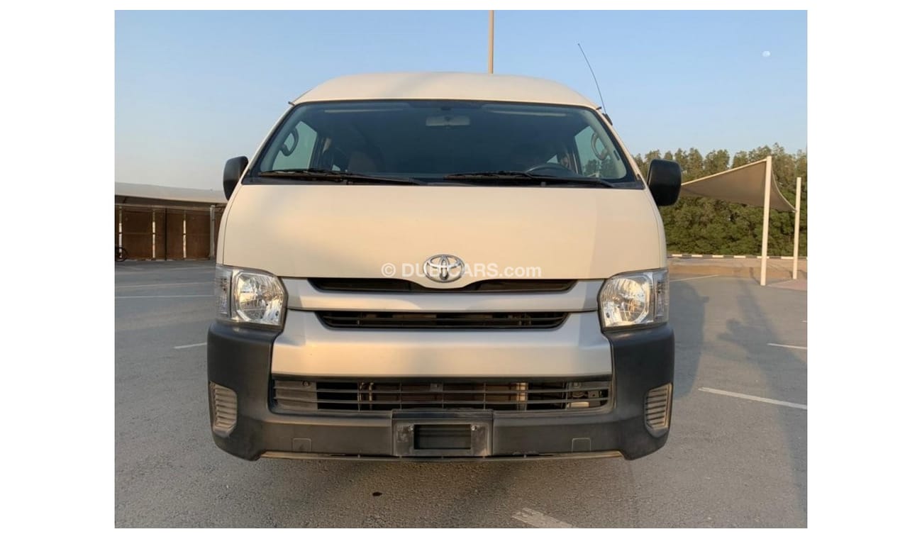 Toyota Hiace Toyota Hiace 2017 high roof very good condition