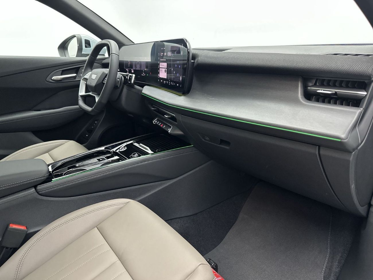 Audi Q3 Sportback TFSI quattro 204hp Premium Edition (Ref# 20639)