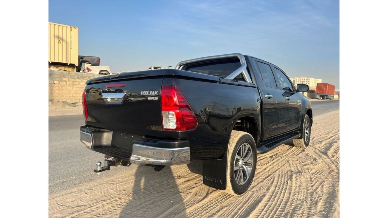 تويوتا هيلوكس