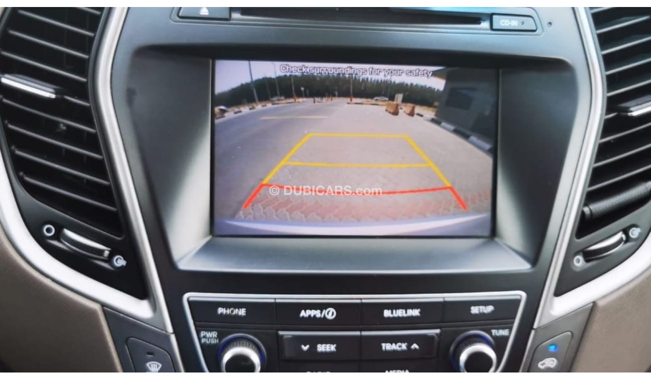 هيونداي جراند سانتا في Limited Edition