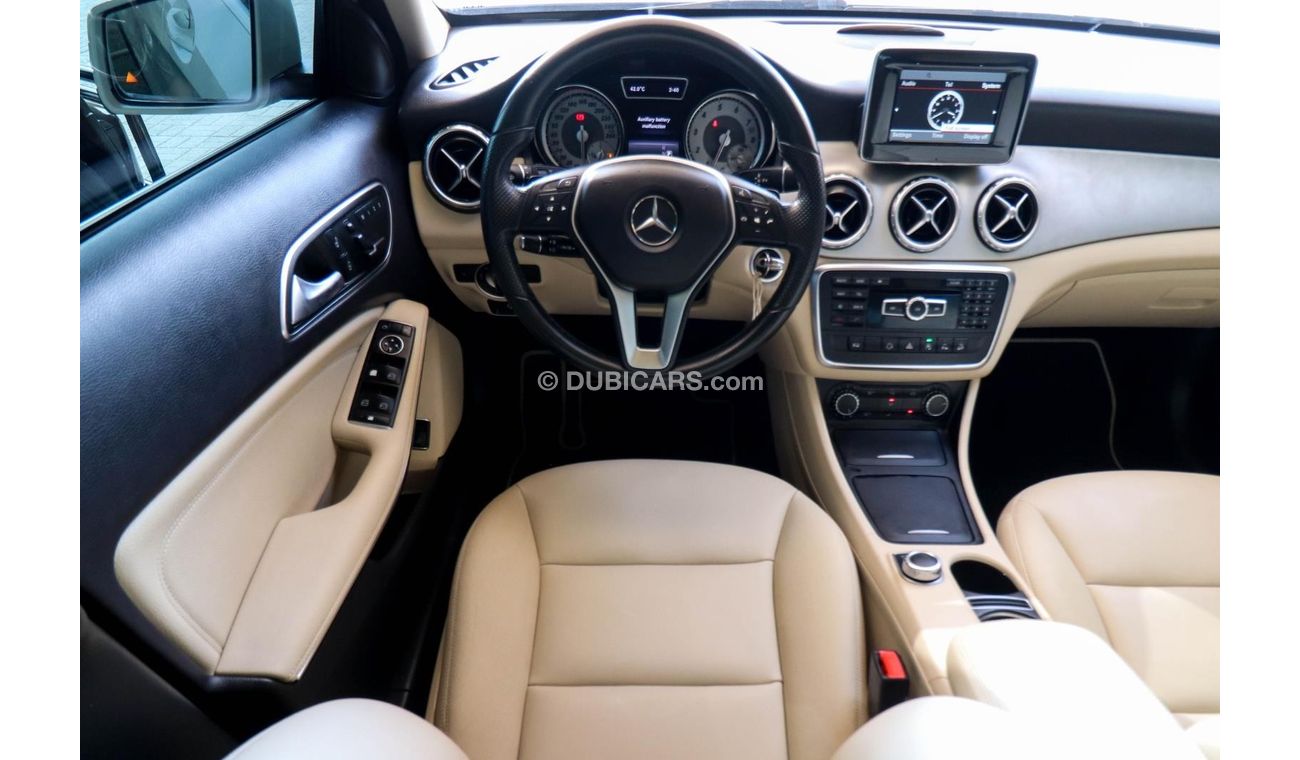 Mercedes-Benz GLA 250 X156