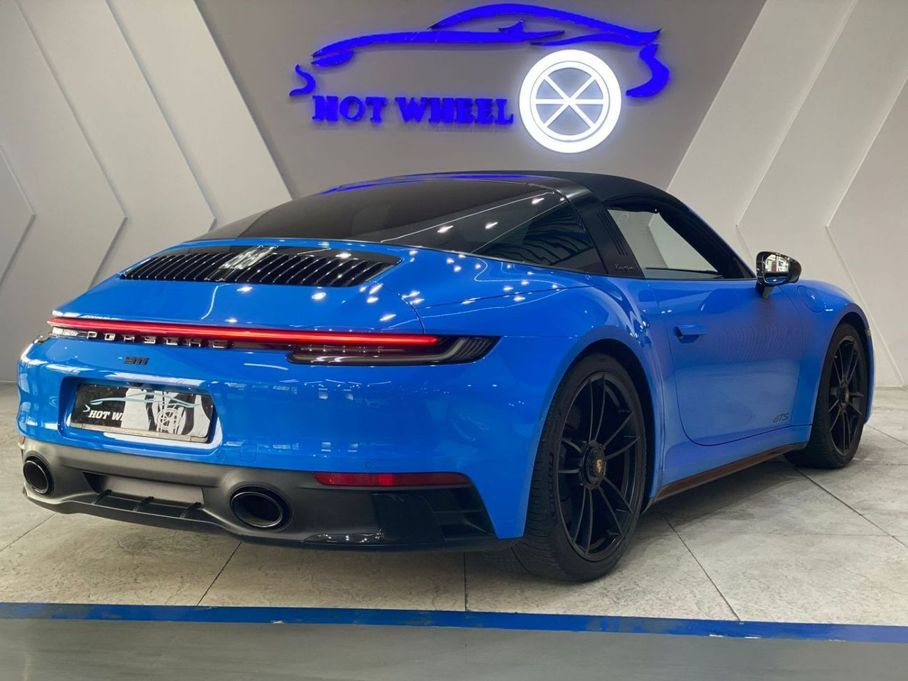 بورش 911 Targa 4 GTS 3.0L (450 HP)