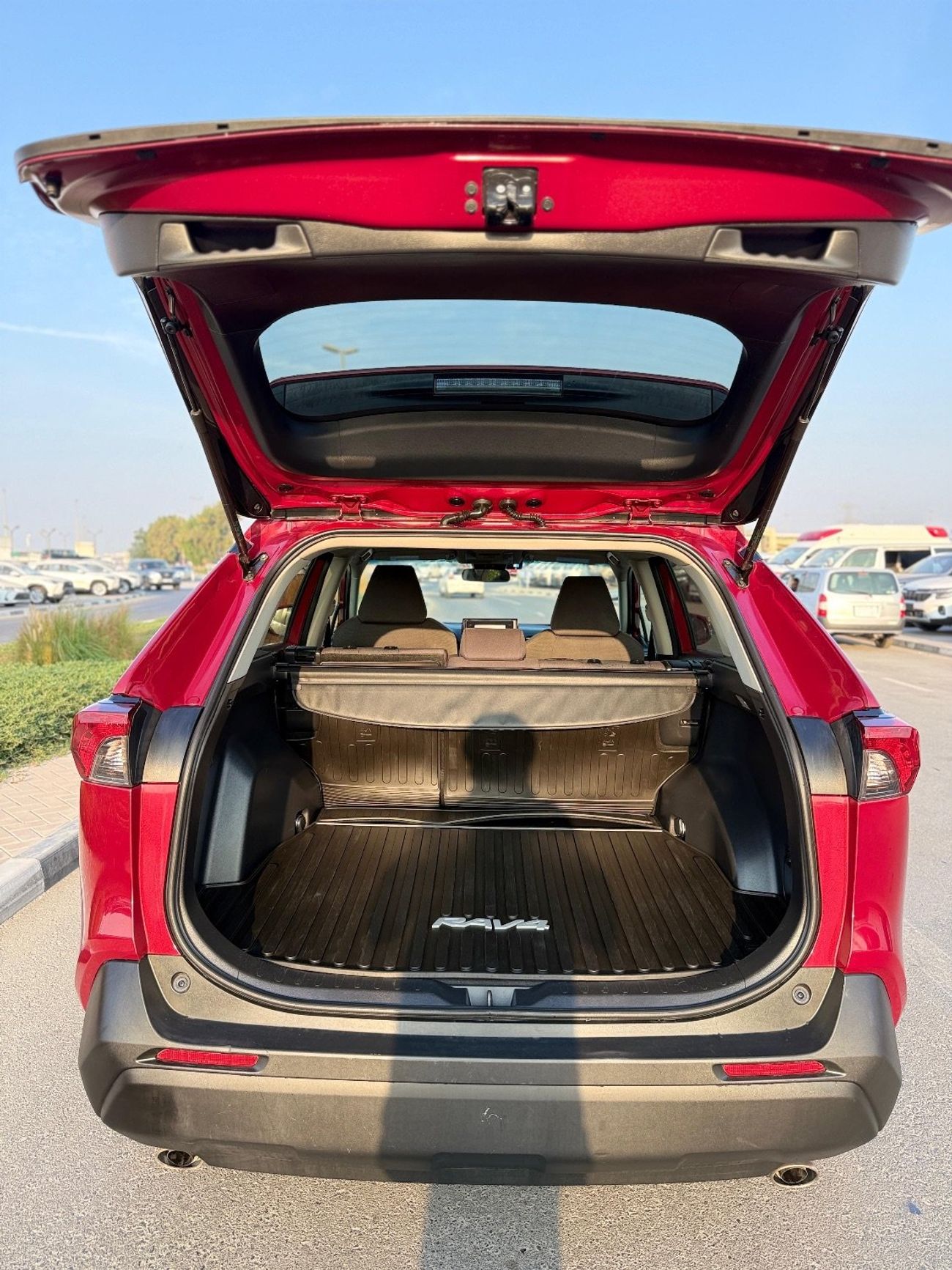 Toyota RAV4 XLE 2.5L AWD push start