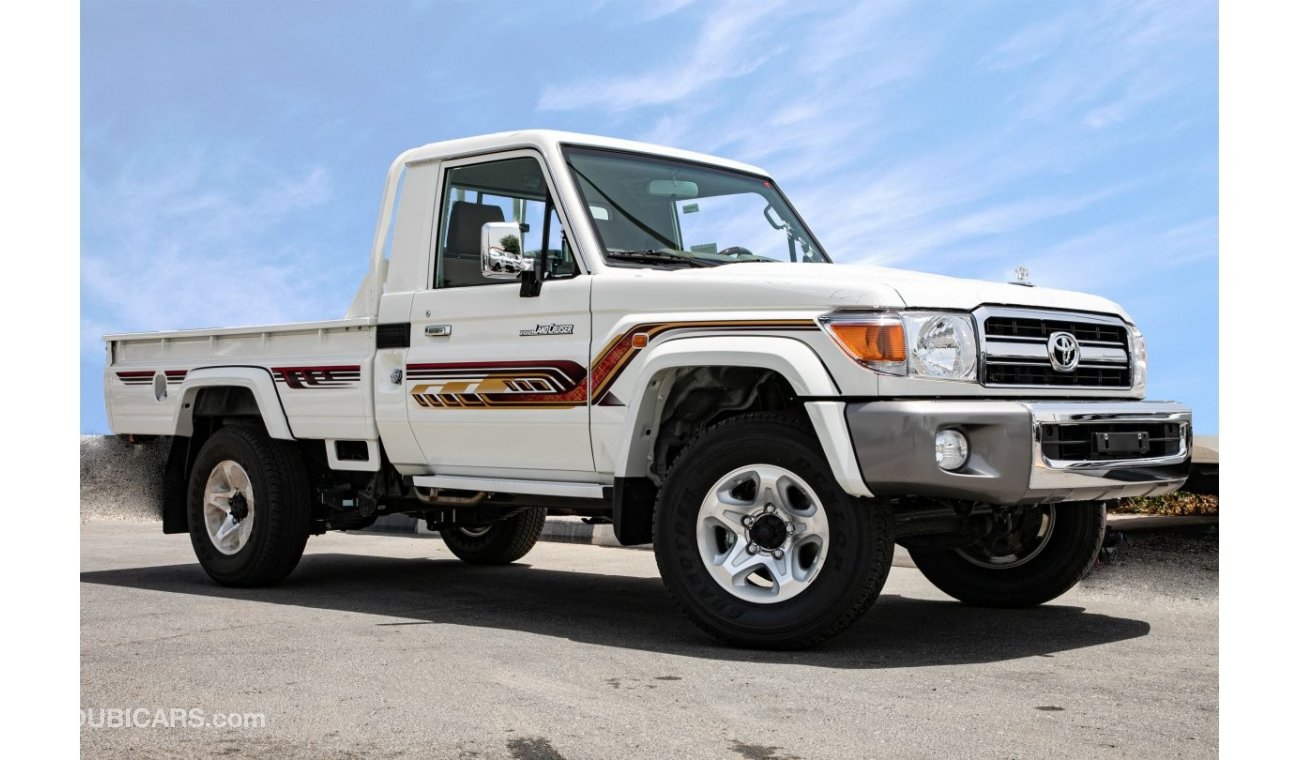 تويوتا لاند كروزر بيك آب GRJ79 4.0L Petrol Single Cabin