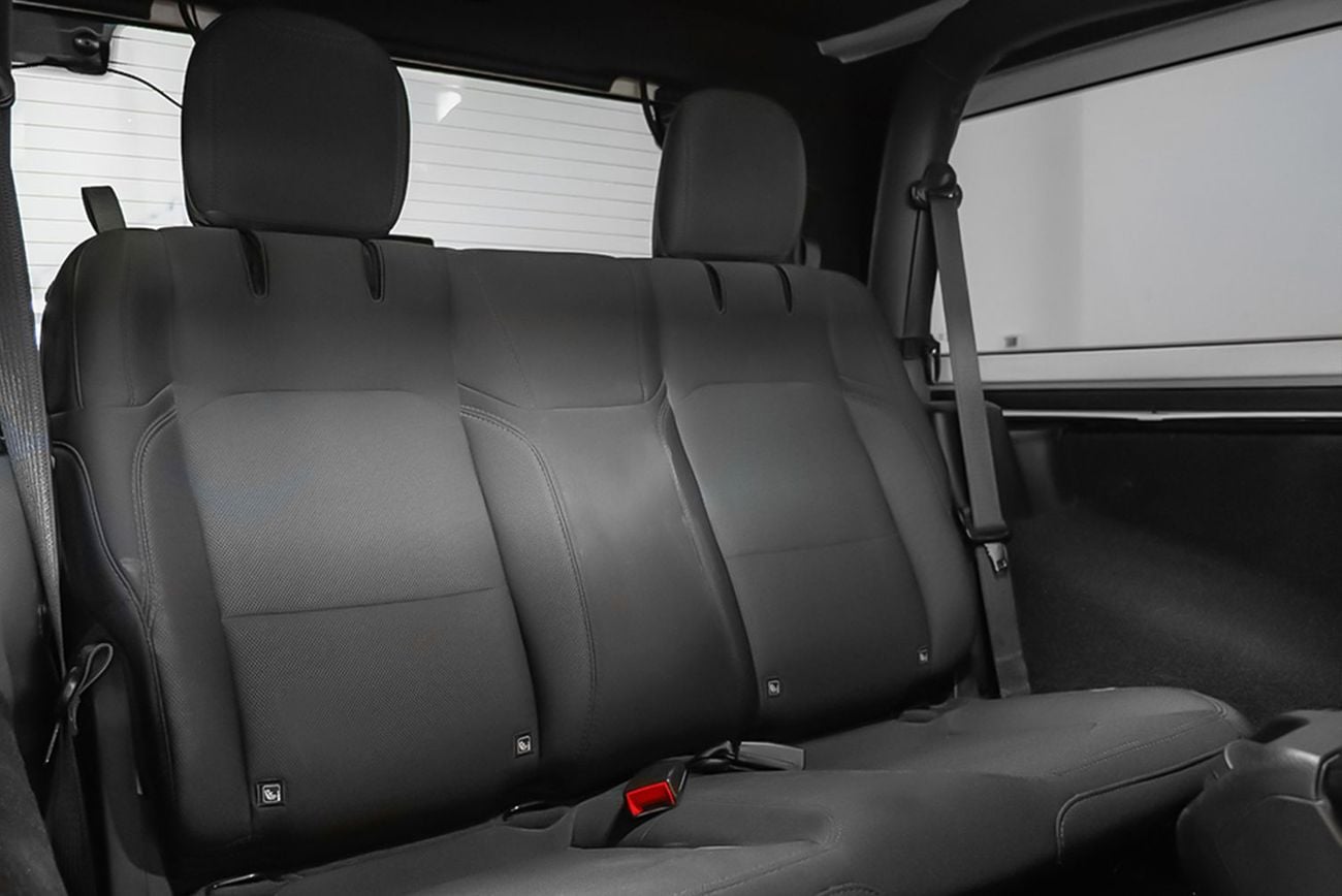 جيب رانجلر Sport 3.6L A/T (4 Seater)