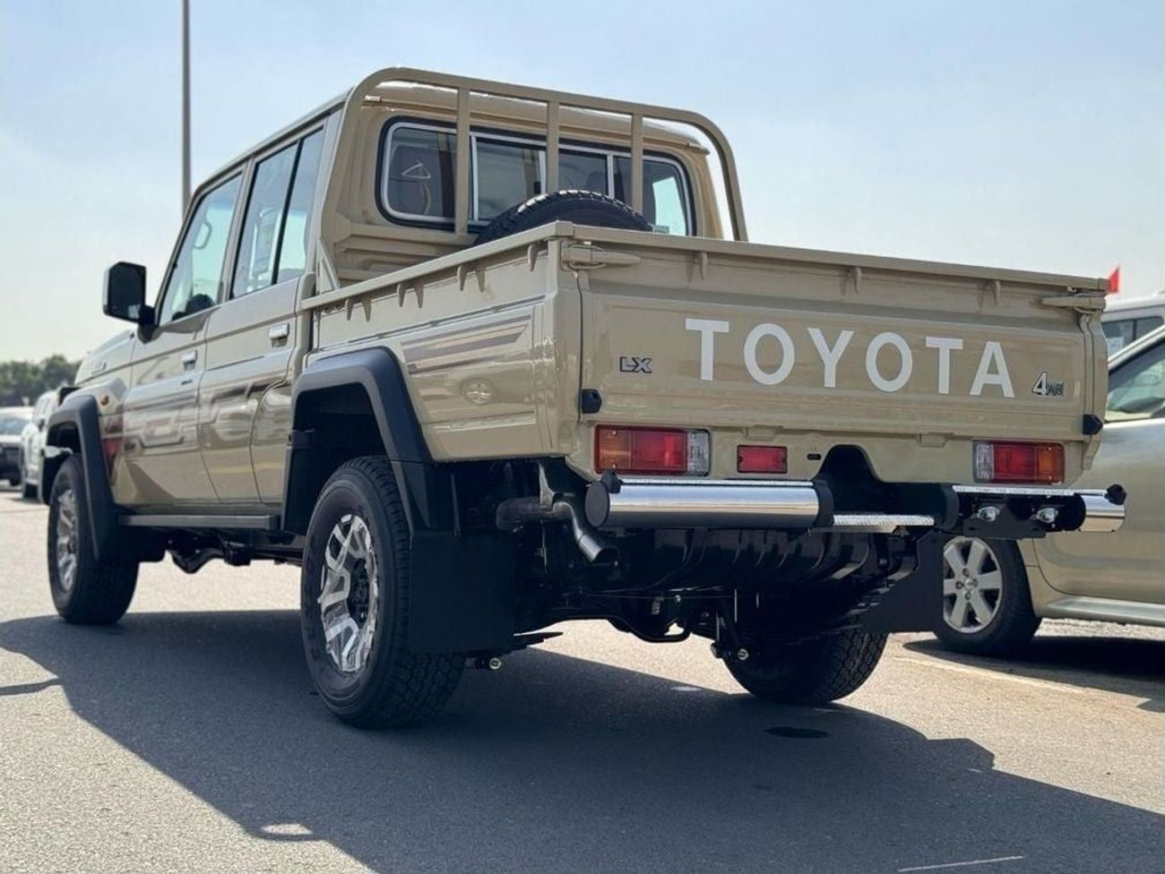 Toyota Land Cruiser Pick Up 79 DC 2.8L TURBODIESEL AUTOMATIC TRANSMISSION