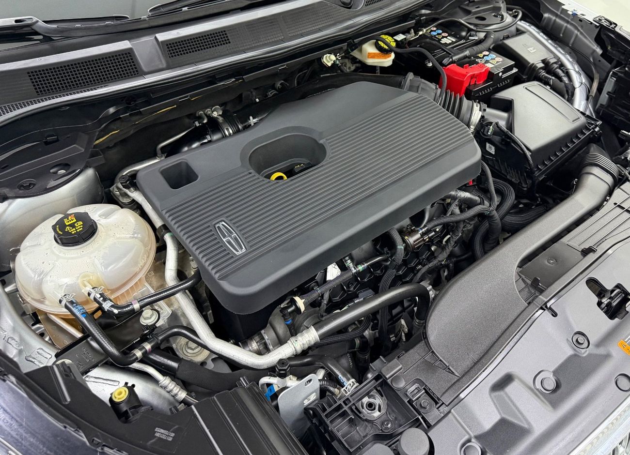 لينكولن كورساير Reserve 2.0L