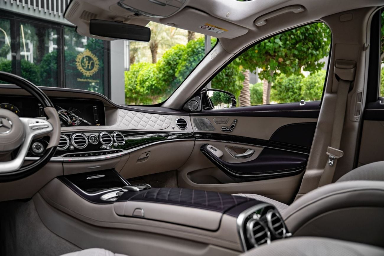 Mercedes Maybach S580 Maybach AMG clean title No Accident with Service History completely serviced and ready to go