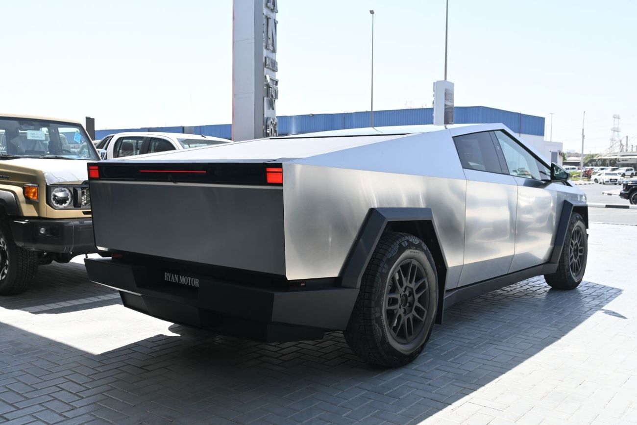 Tesla Cybertruck Tesla CyberTruck AWD