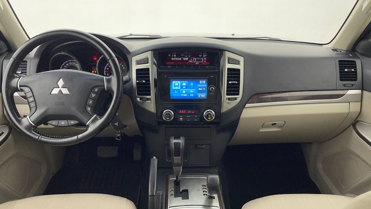 ميتسوبيشي باجيرو GLS LOWLINE 3.5 | بدون دفعة مقدمة | اختبار القيادة في المنزل