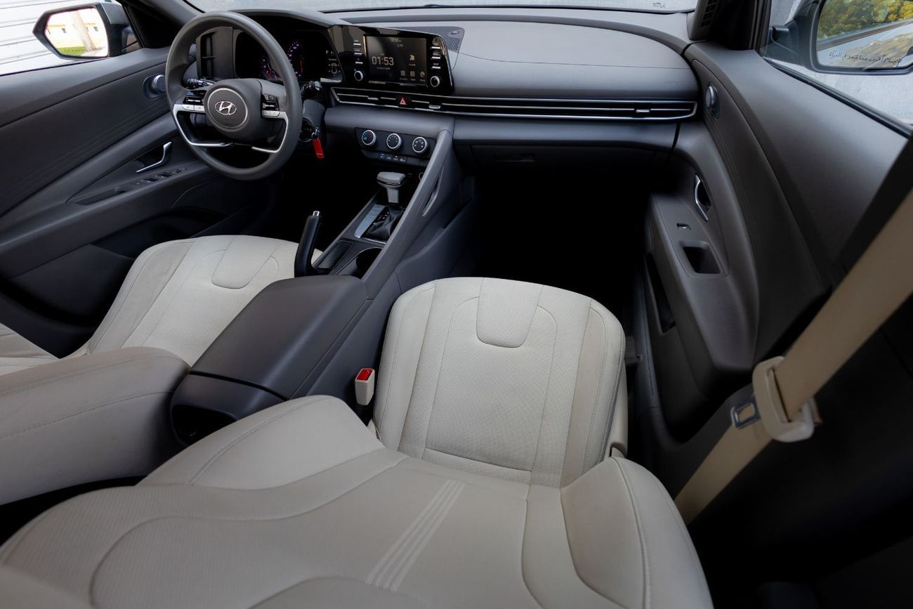 Hyundai Elantra Smart 1.6L