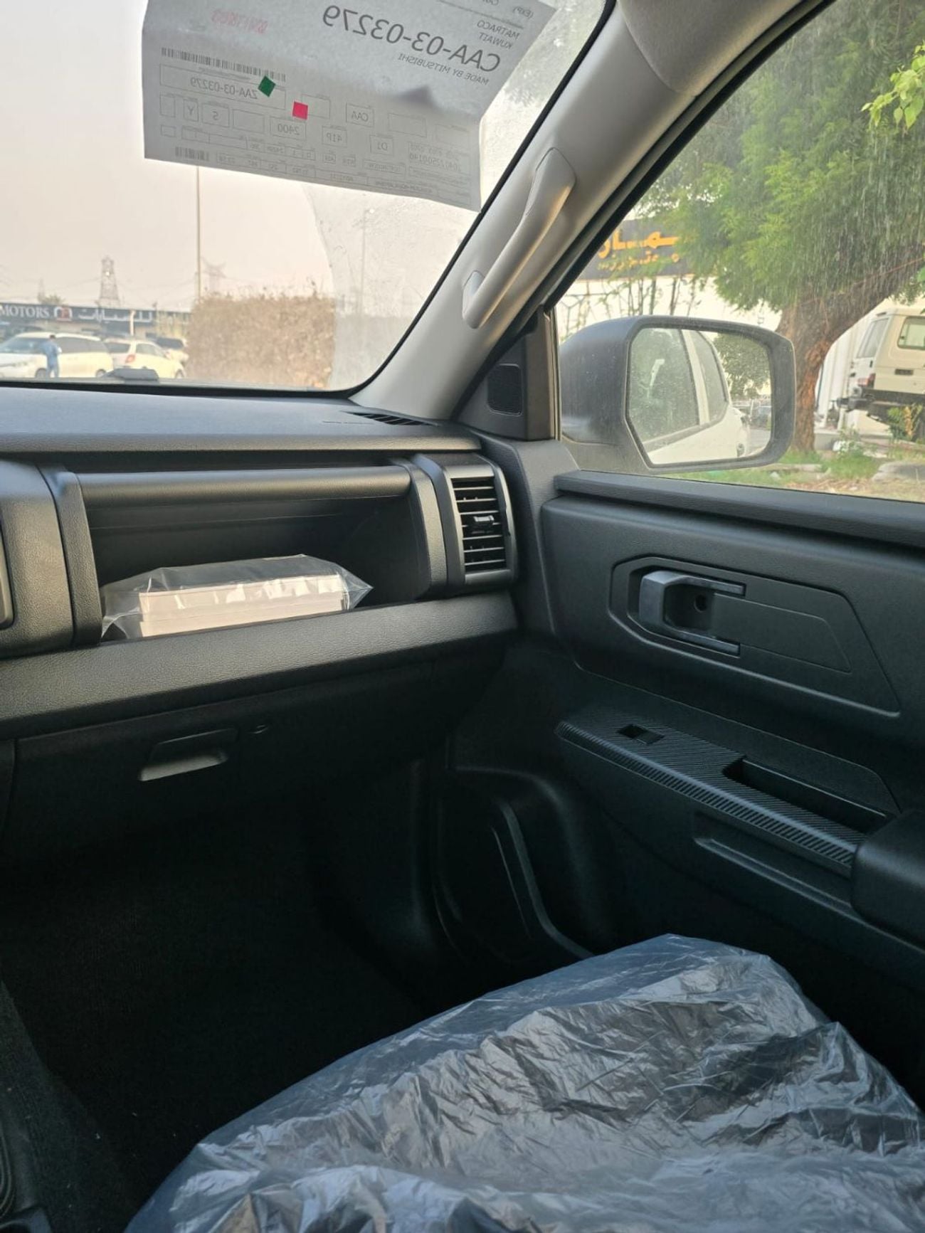 ميتسوبيشي L200 GLX Double Cab Petrol 2.4L