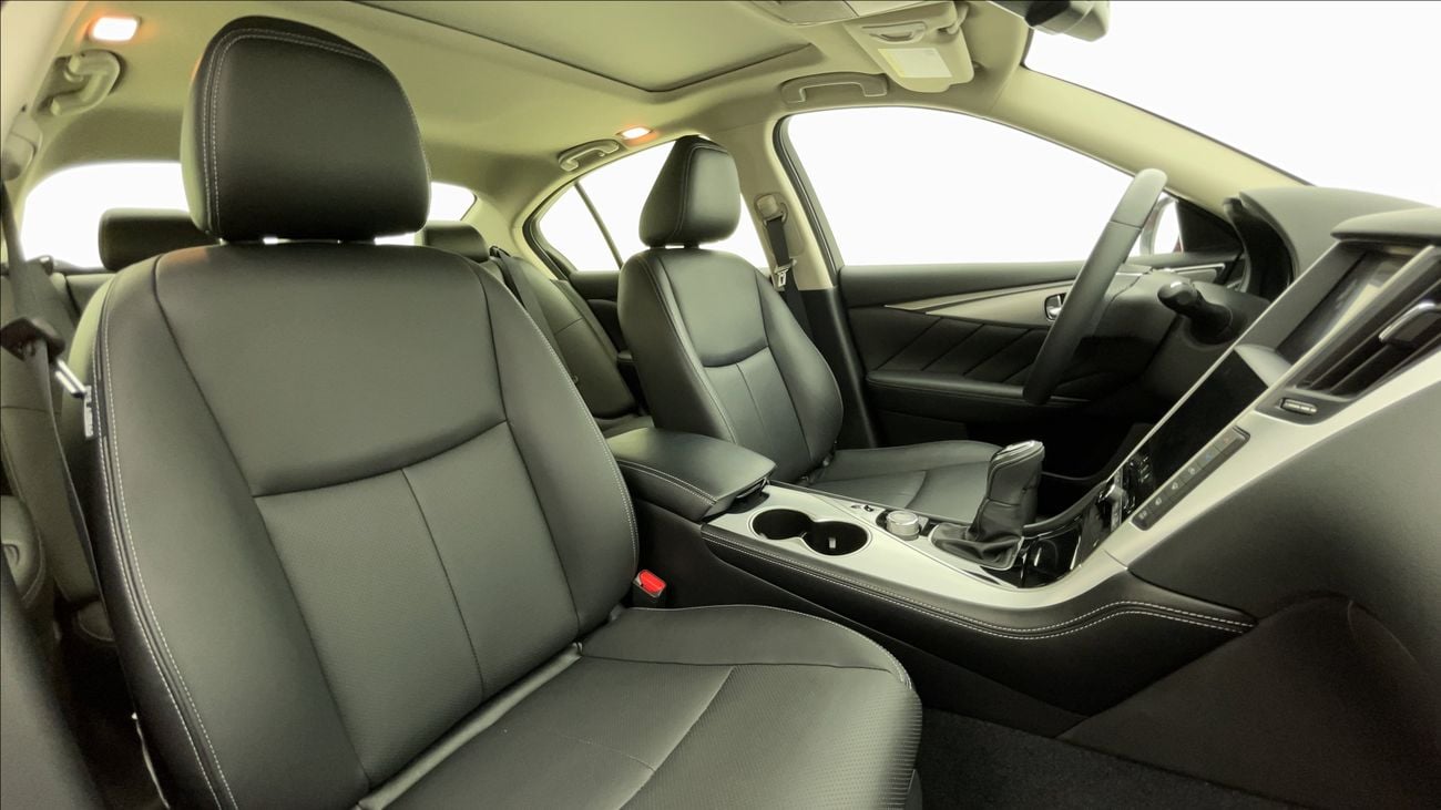 إنفينيتي Q50 LUXE 3 | بدون دفعة مقدمة | اختبار القيادة في المنزل