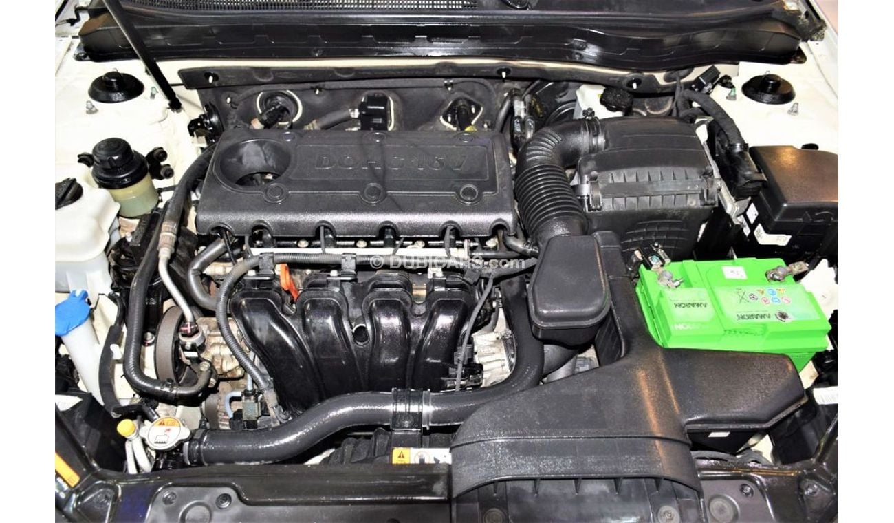 Kia Optima PERFECT CONDITION KIA Optima 2014 Model!! in White Color! GCC Specs