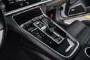 Porsche Panamera Turbo 4.0L AWD