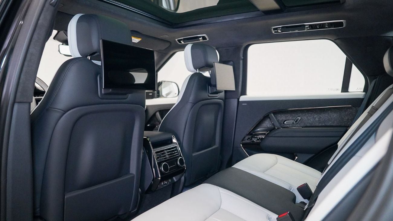 لاند روفر رينج روفر سبورت Range Rover Sport P530 First Edition | AED 7,825 PM | Forged Carbon, Warranty 2029 | Ramadan Offer