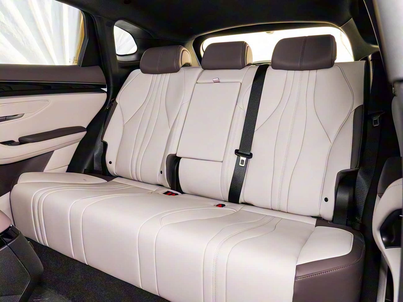 بي واي دي سونغ بلس DM-i 112KM Honor Edition | 2025 | Coming Soon