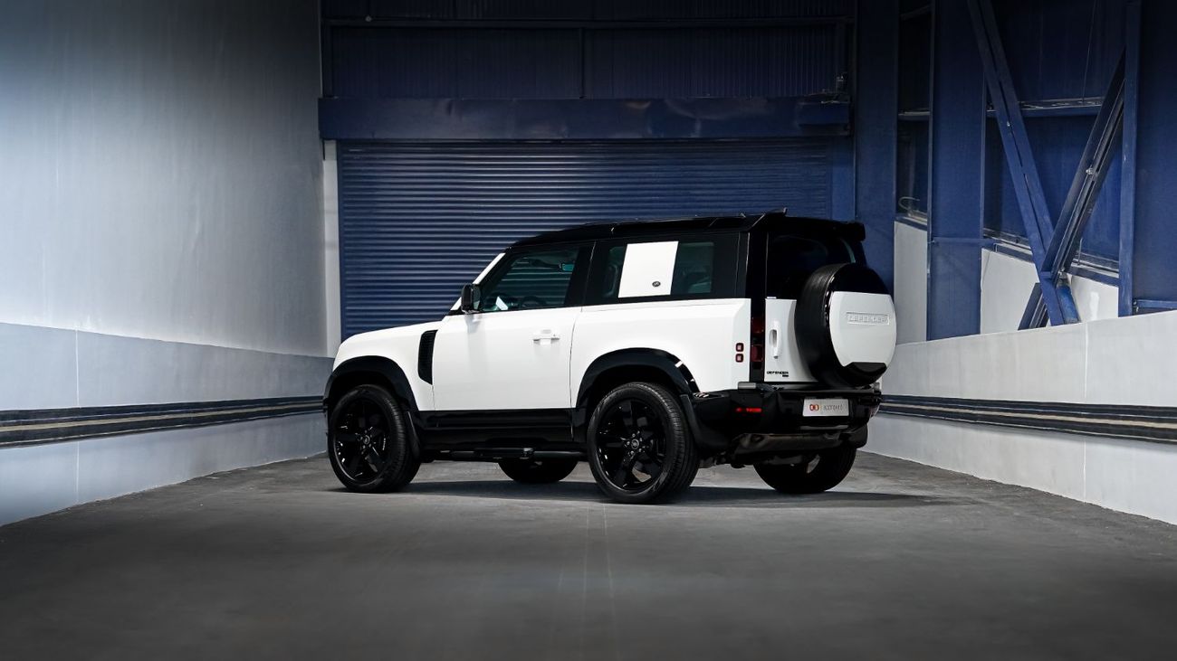 Land Rover Defender P400 90 X-Dynamic HSE 3.0L (5 Seater) UAE's Very Best Example | AED 3,877 Per Month