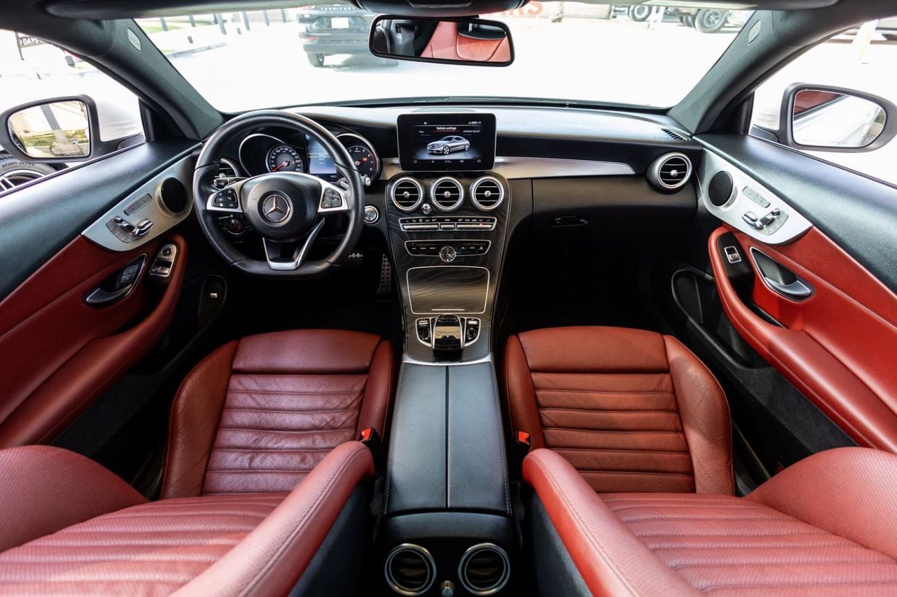 Mercedes-Benz C 200 Coupe Mercedes-Benz C-Class 200 2017 GCC specs for 1,328.00 AED monthly