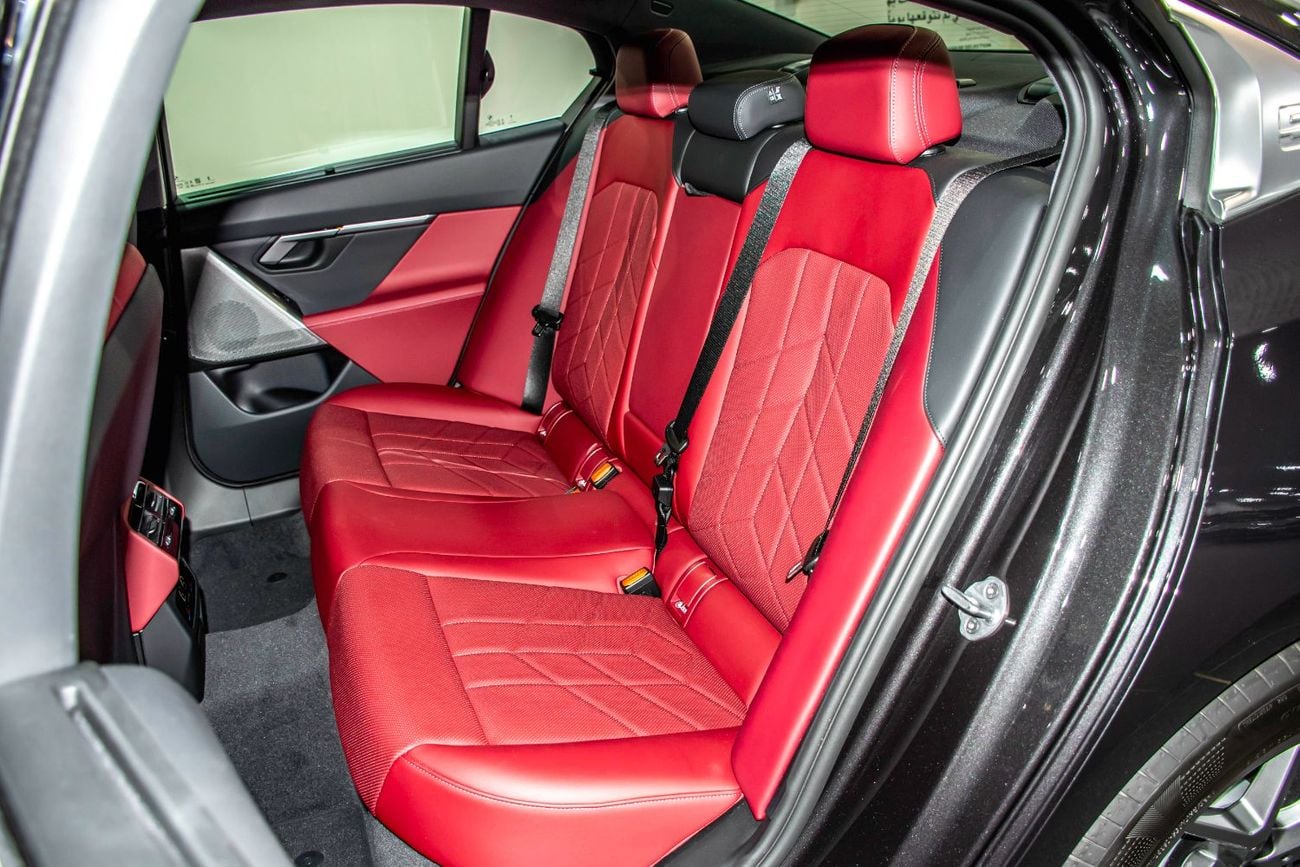 BMW 520i PURE