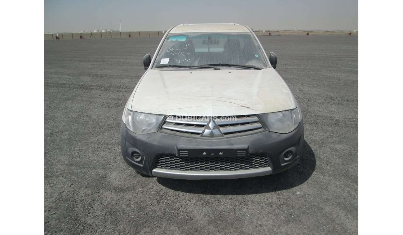ميتسوبيشي L200 Single Cab Petrol 2WD Brand New