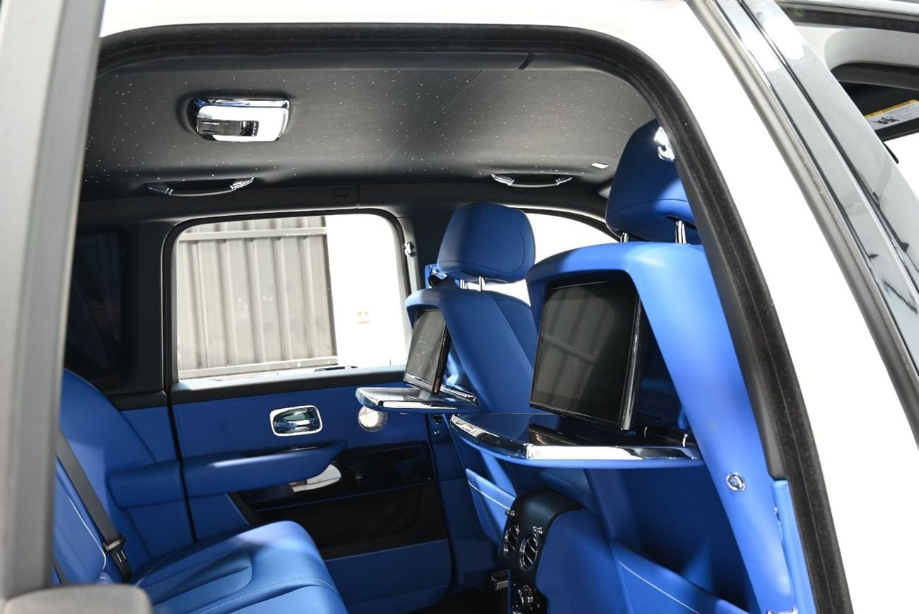 Rolls Royce Cullinan 2022 Rolls Royce Cullinan 2026 Facelift, 1 Year Warranty, Service History, Clean Title
