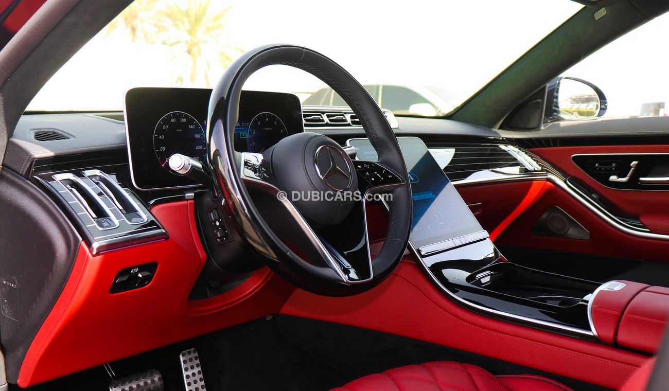 Mercedes-Benz S 580 | 4Matic | 2022 | Rear DVD Entertainment System RAMADAN OFFER