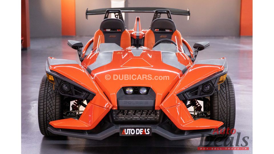 Polaris Slingshot 2016 LOW MILEAGE for sale AED 165,000. Orange, 2016