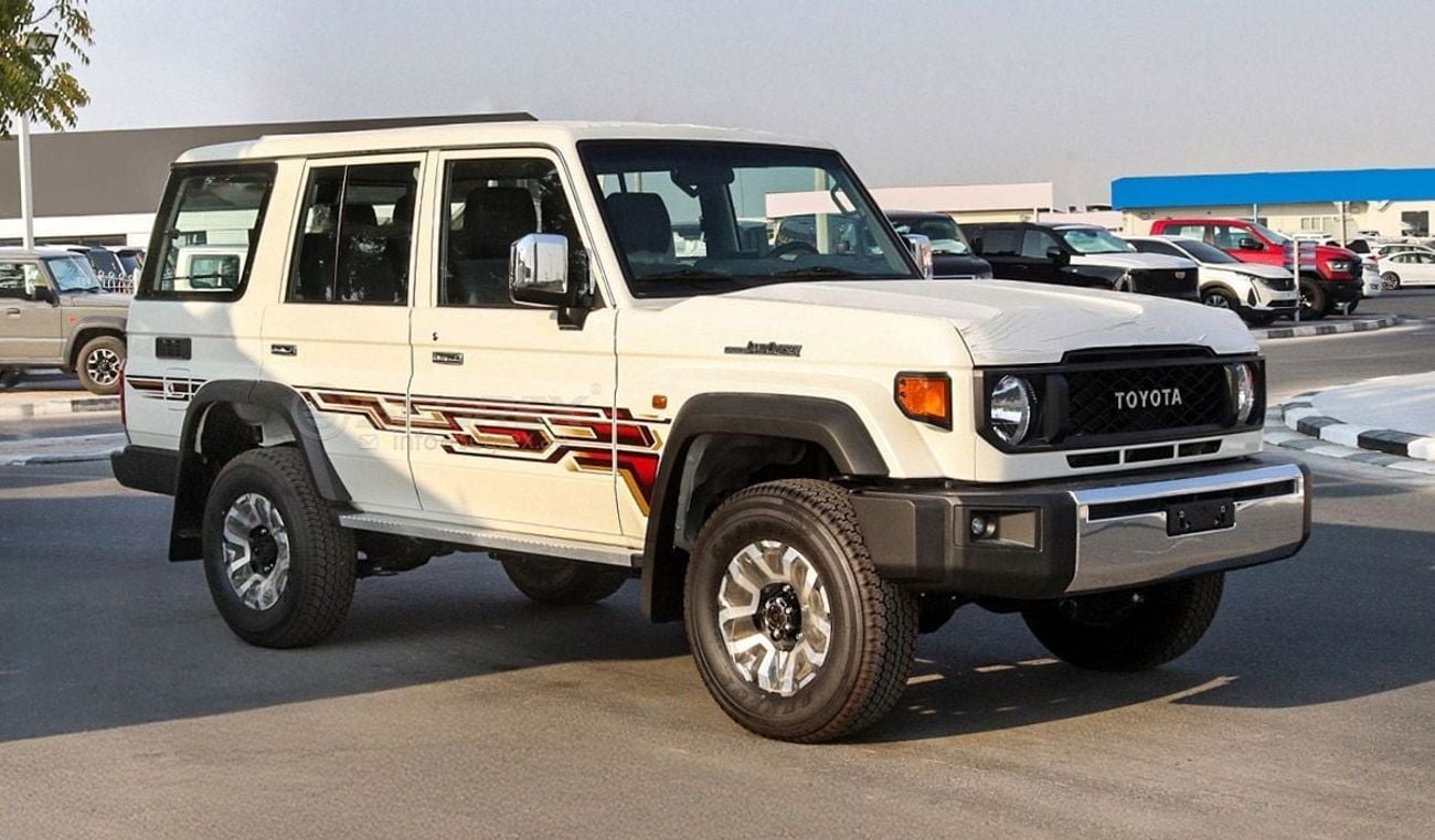 Toyota Land Cruiser 70 2025 Model Toyota Land Cruiser Hardtop LC76, 2.8L Diesel 4WD 5M/T