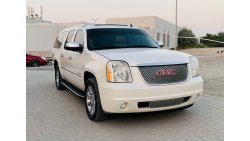 GMC Yukon GMC YUKON Denalli