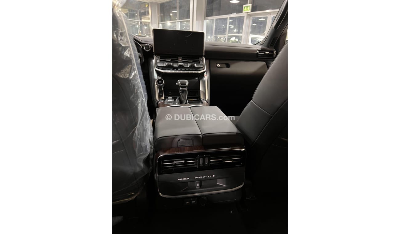 Toyota Land Cruiser 2023 Model Toyota Land Cruiser LC300 VX 3.3L V6 TW Twin Turbo Diesel A/T 4WD