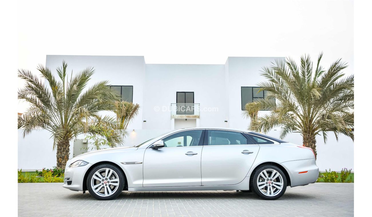 Jaguar XJ 2016 - Agnency Warranty & Service Contract - Immaculate Condition -  AED 2,037 PM - 0% DP