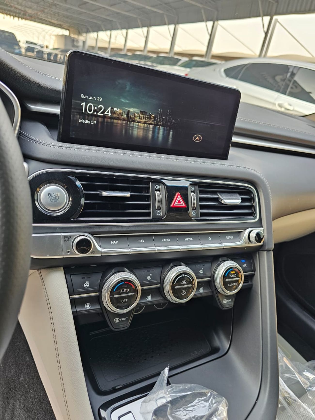 جينيسس G70 Prestige 2.0L RWD