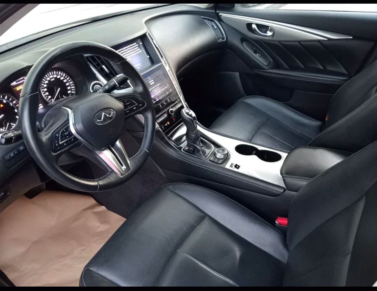 Infiniti Q50 LUXE SENSORY