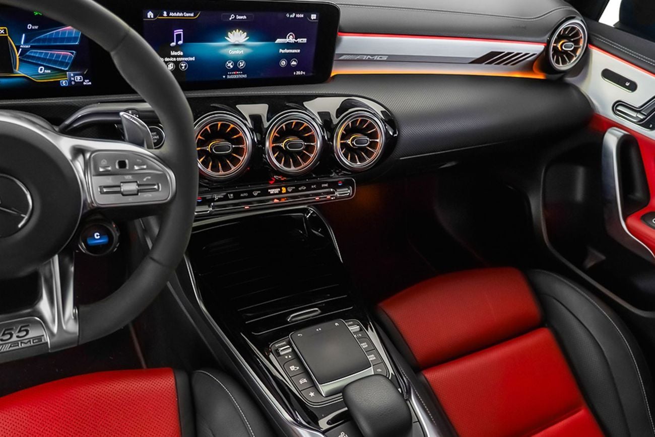 Mercedes Benz A35 AMG 4MATIC PREMIUM