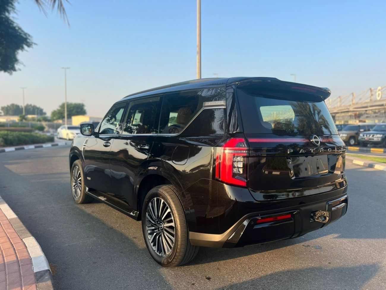 نيسان باترول LE Platinum City 3.5L