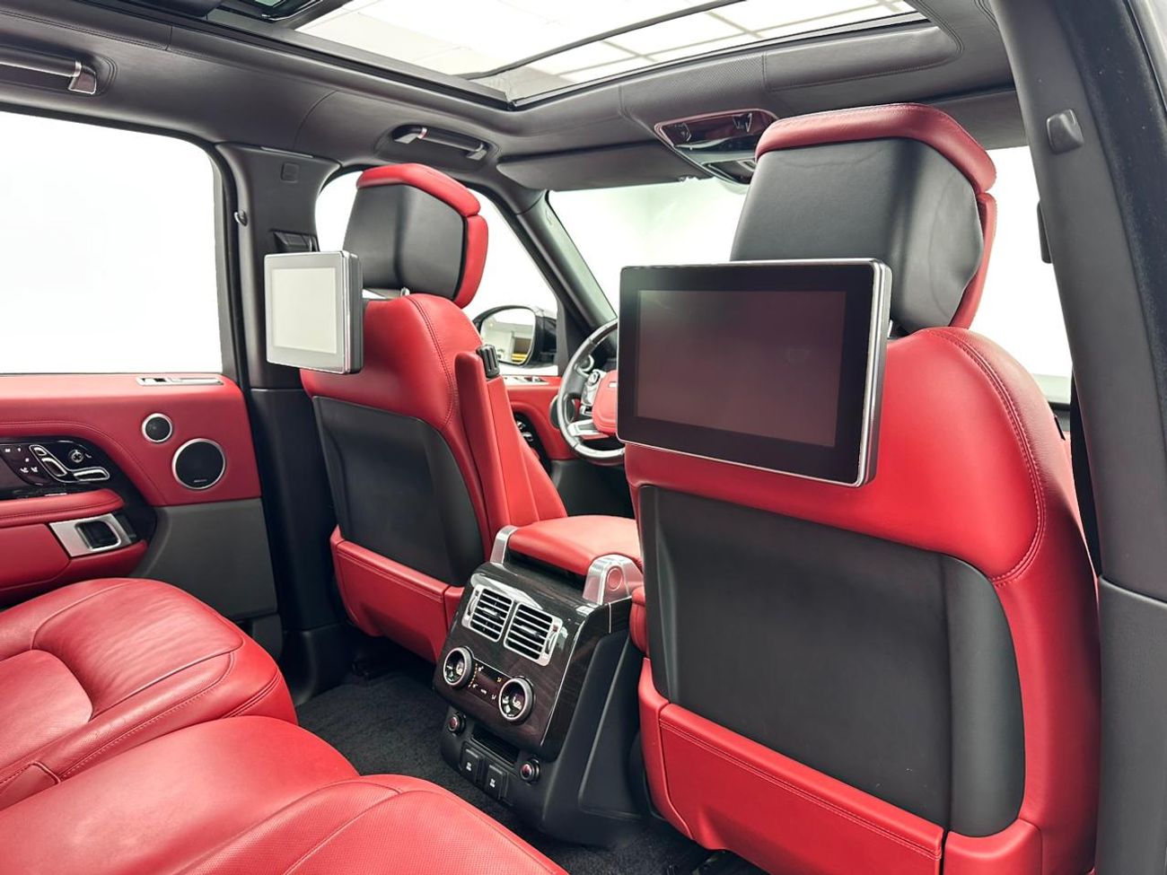 لاند روفر رينج روفر 2020 Range Rover Vogue HSE Autobiography, 1 Year Unlimited KM Warranty, Service History, GCC