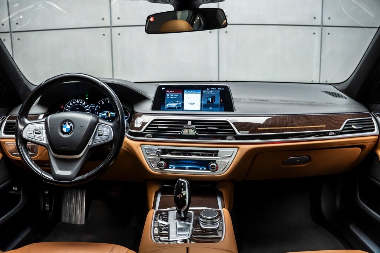 بي أم دبليو 730i