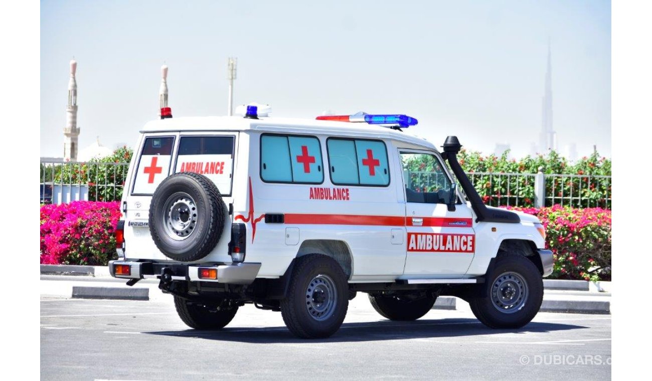 تويوتا لاند كروزر هارد توب 78 HARDTOP 4.5L V8 PATIENT TRANSPORTER AMBULANCE VAN.