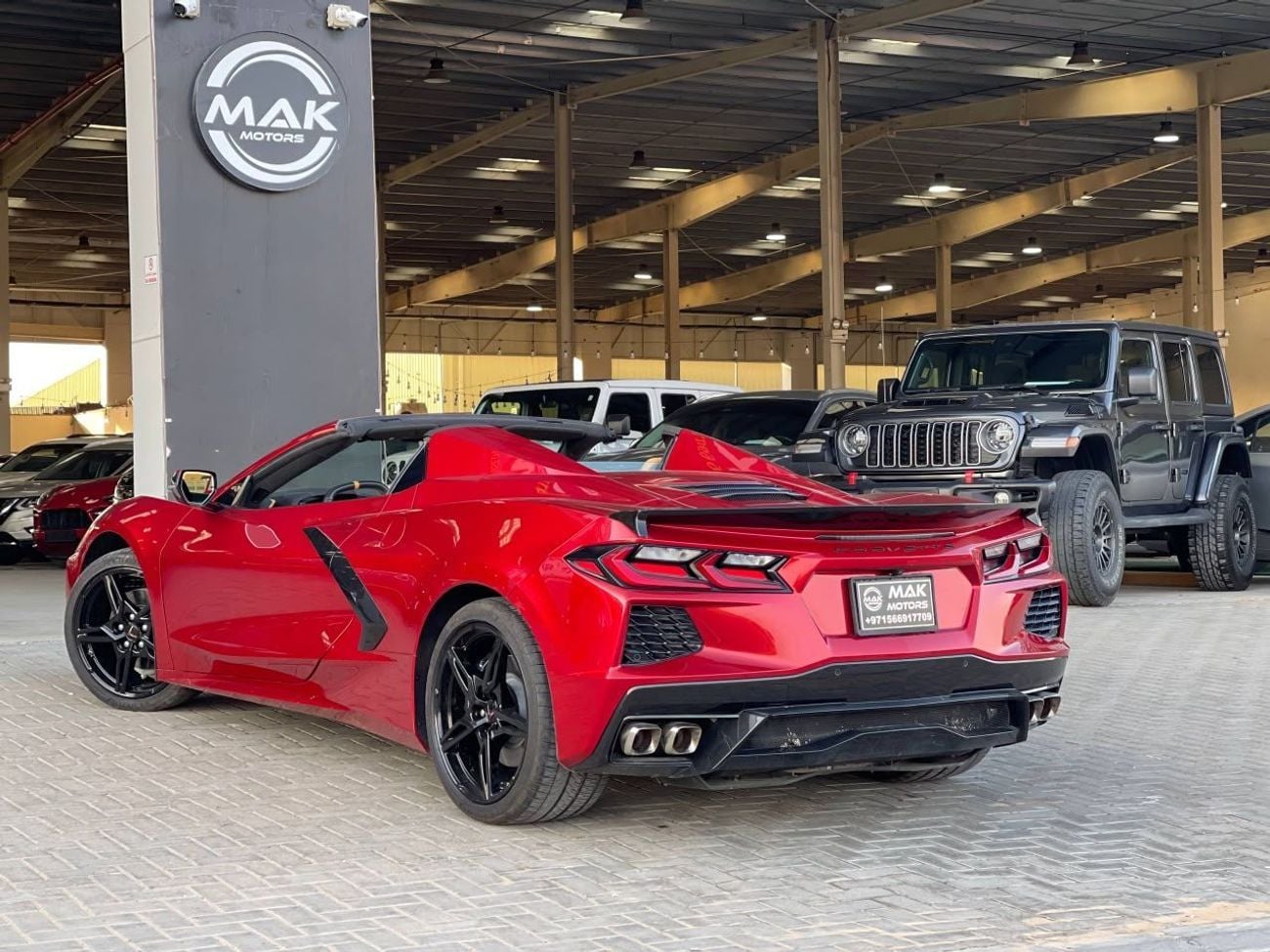 Chevrolet Corvette STINGRAY 3LT Z51 6.2L V8 / CONVERTIBLE / LOW MILEAGE / FULL OPTION / BIG SCREEN