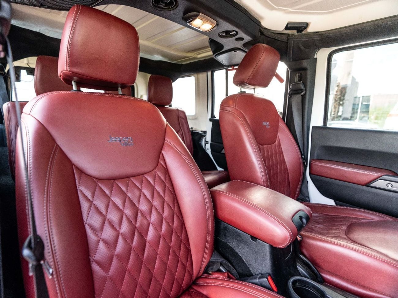 Jeep Wrangler Unlimited Sport 3.6L A/T