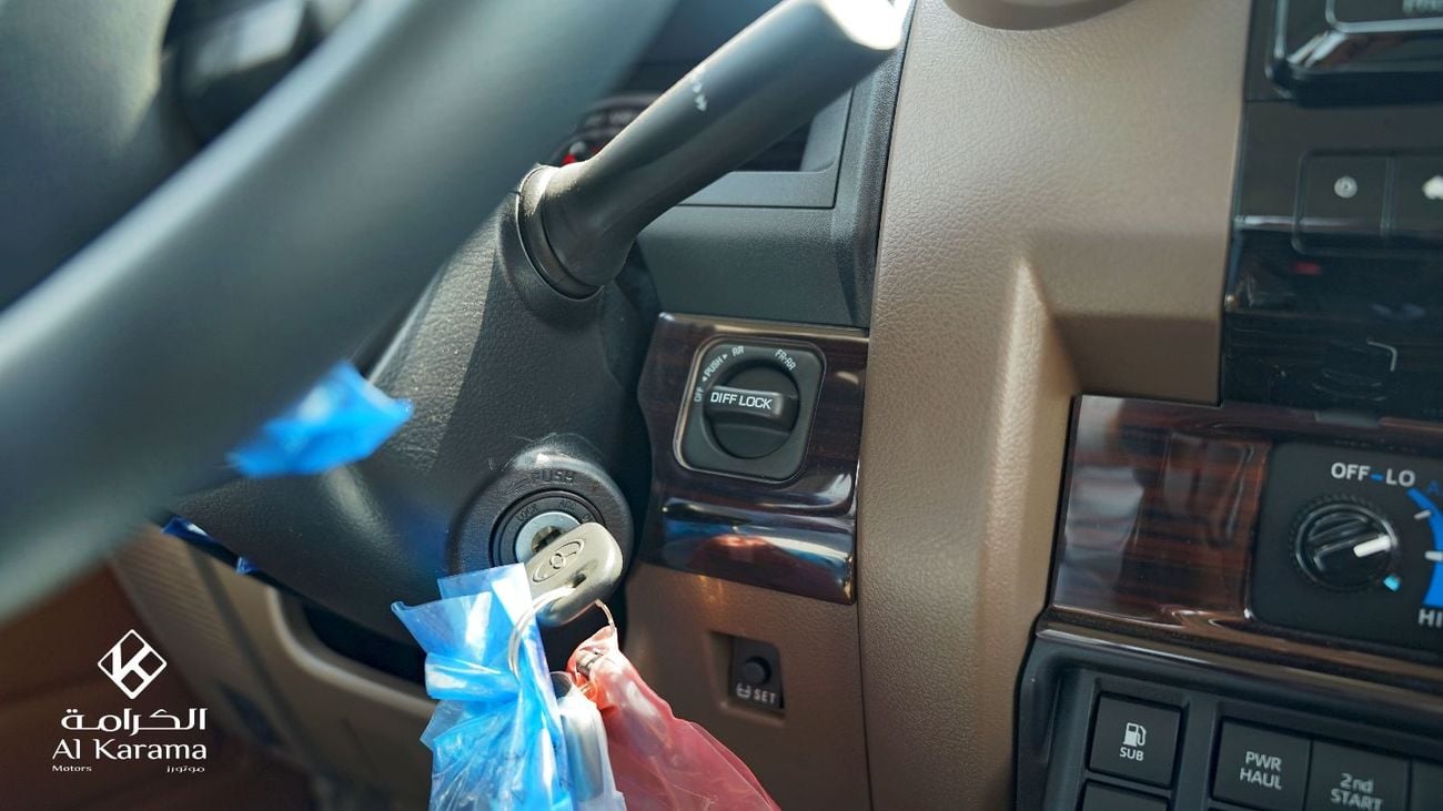 تويوتا لاند كروزر بيك آب تويوتا لاند كروزر بيك أب 2.8 لتر | LX | جميع المواصفات | قفل تفاضلي | مثبت سرعة | عجلات معدنية