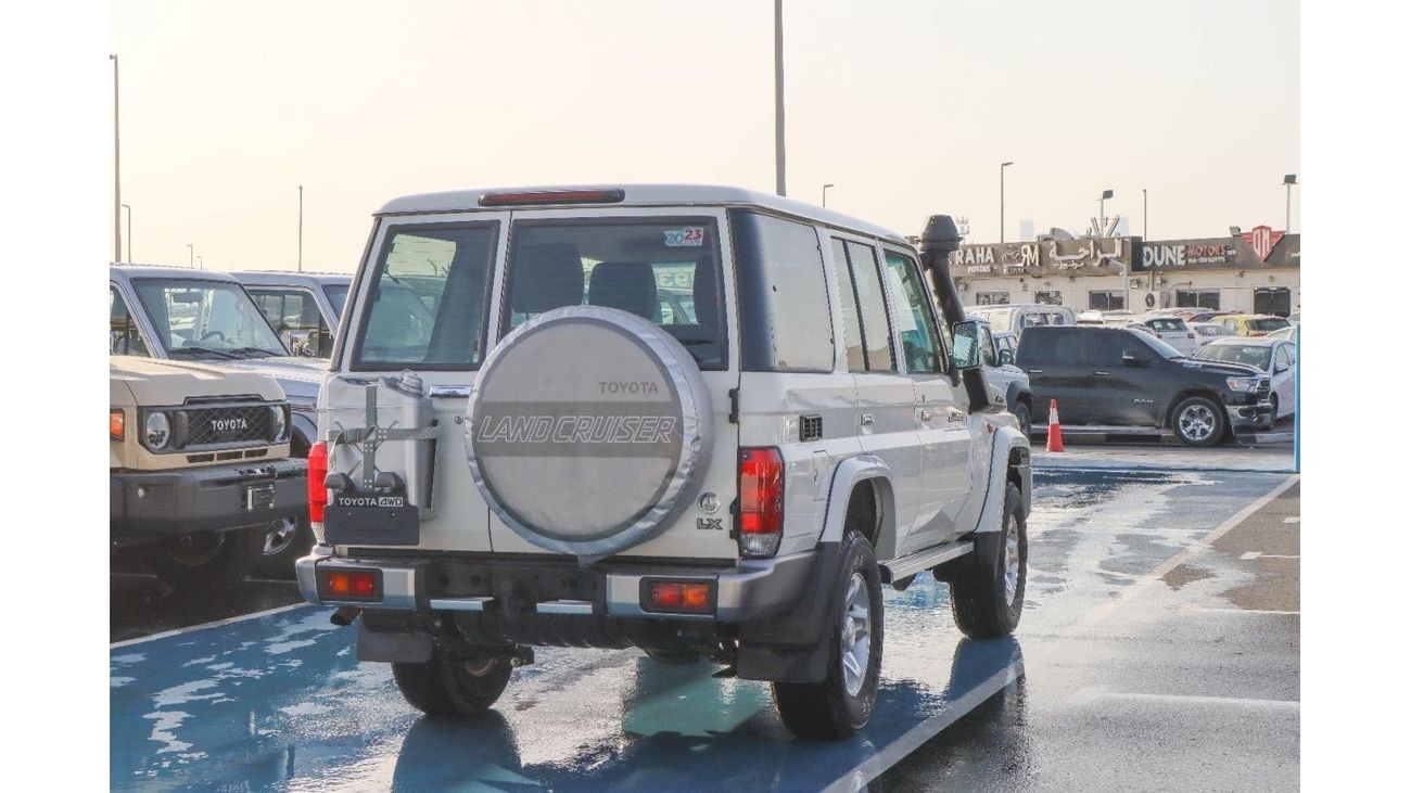تويوتا لاند كروزر 70 toyota land cruiser hard top 4.0L 2023