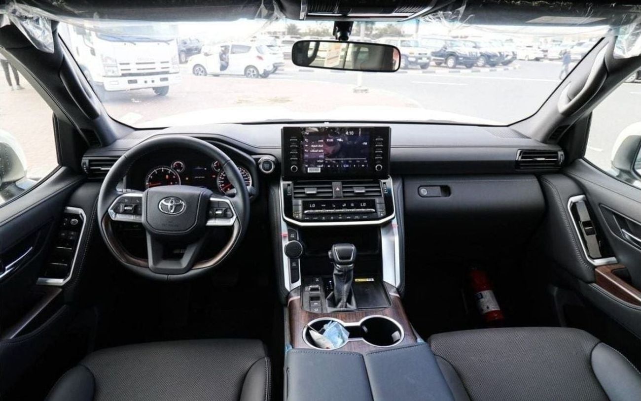 Toyota Land Cruiser Toyota lc300 GXR 3.5L PETROL 2025