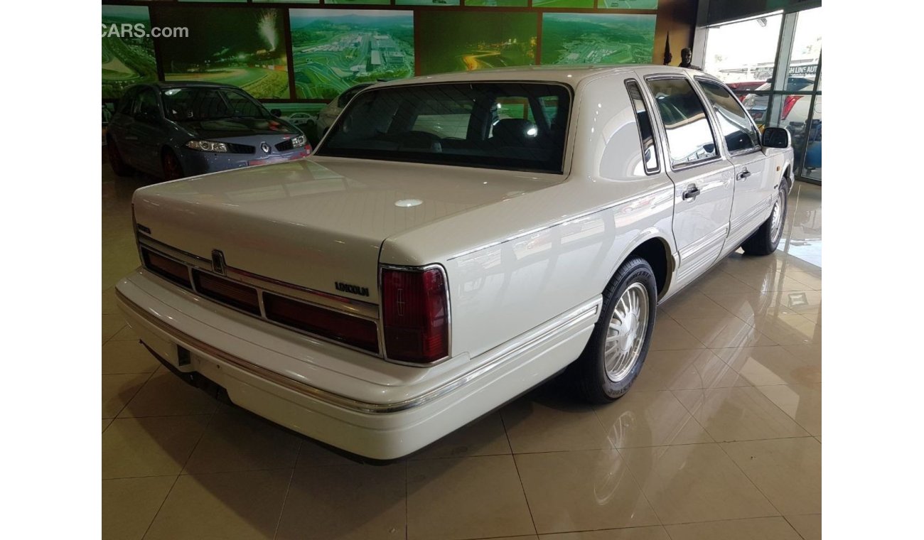 Lincoln Town Car