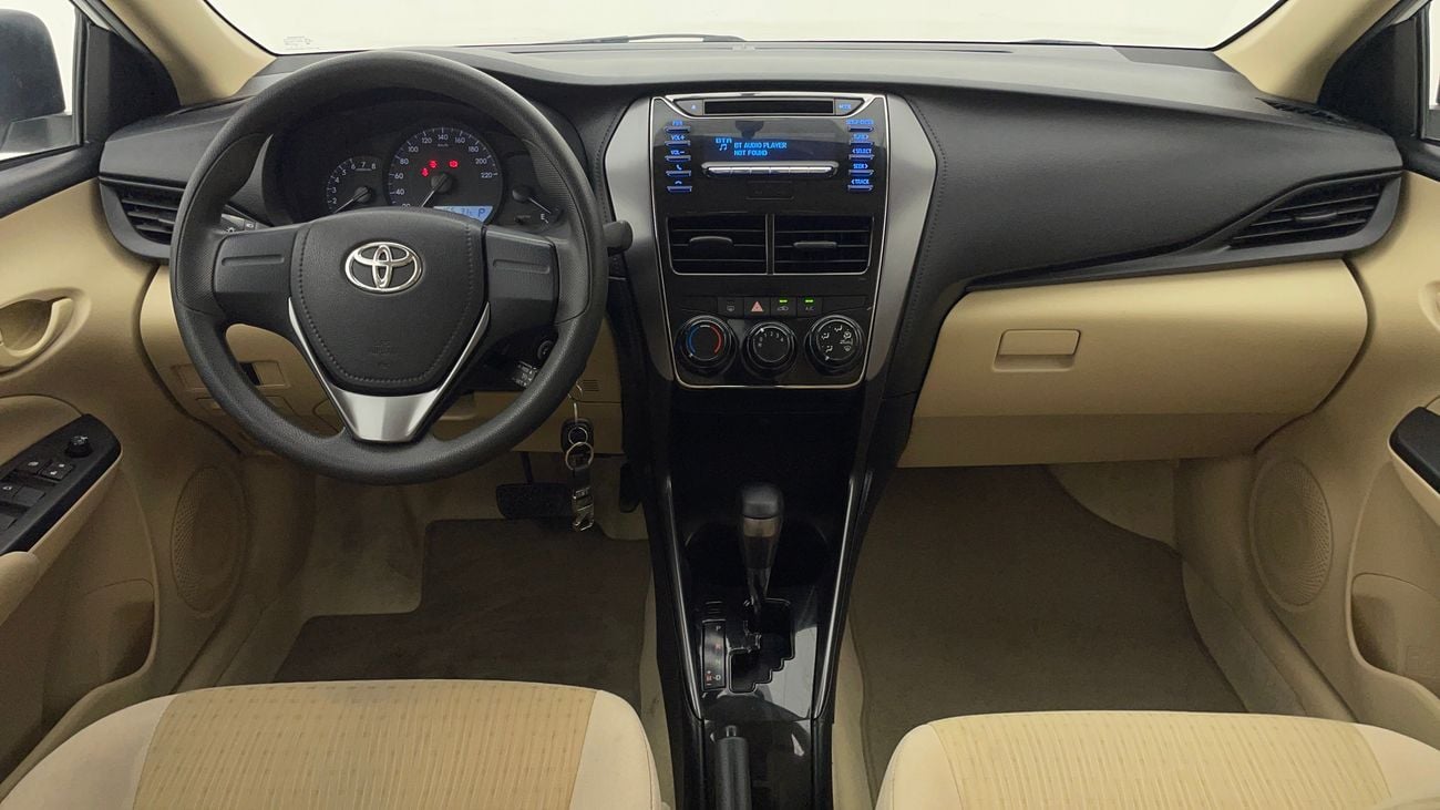 تويوتا يارس E 1.5 | بدون دفعة مقدمة | اختبار القيادة في المنزل