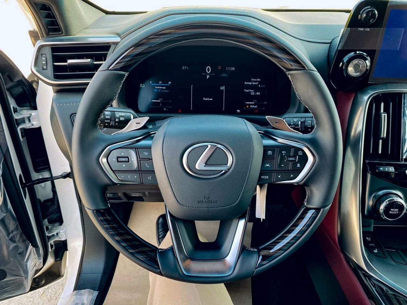 Lexus LX 600 LEXUS LX600 URBAN 3.5TT PETROL 2025 MODEL GCC